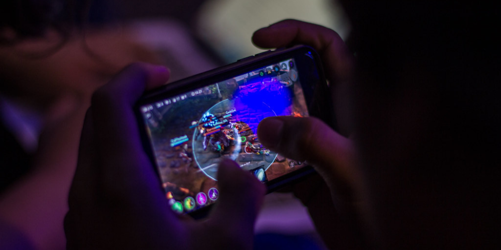 Conquer Mobile Gaming: Strategies for Rapid Mastery